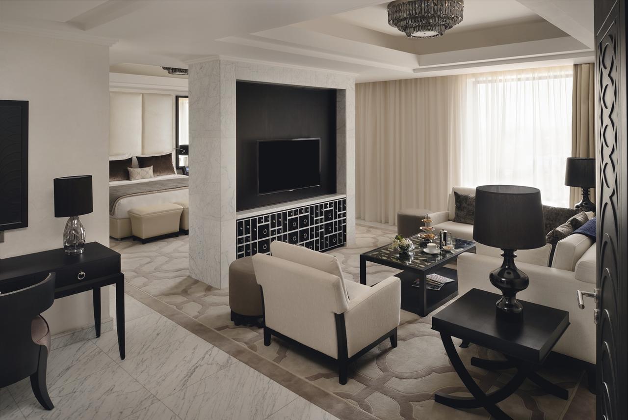 ホテル voco リヤド リヤード エクステリア 写真 A suite at the Ritz-Carlton, DIFC