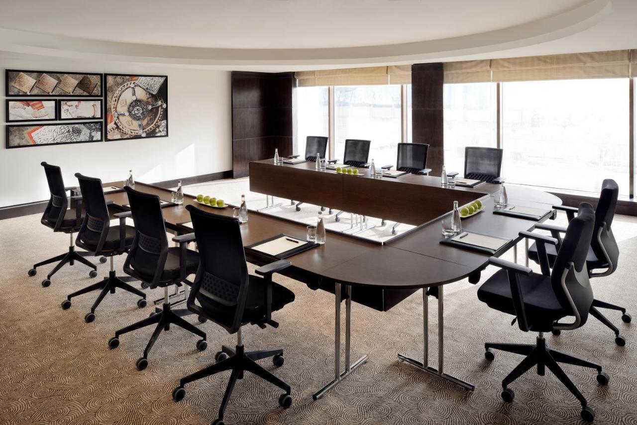 ホテル voco リヤド リヤード エクステリア 写真 A meeting room